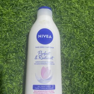 NIVEA perfect &Radiant